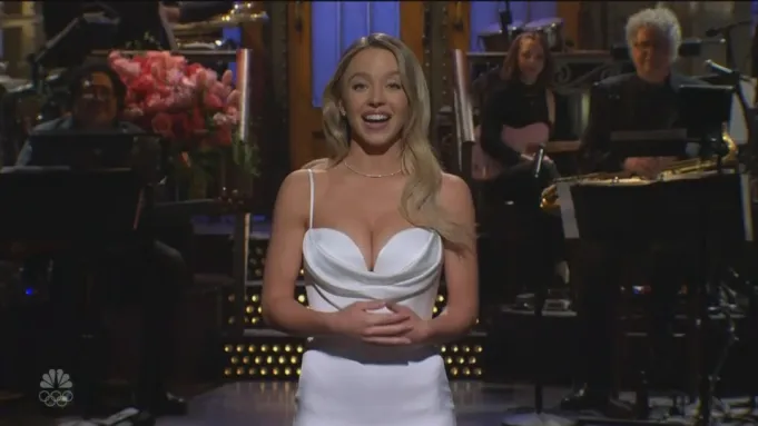 Sydney Sweeny on SNL screenshot X