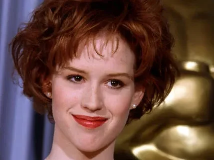 Molly Ringwald backstage at the Academy Awards Show, March 30, 1987 in Los Angeles, California.